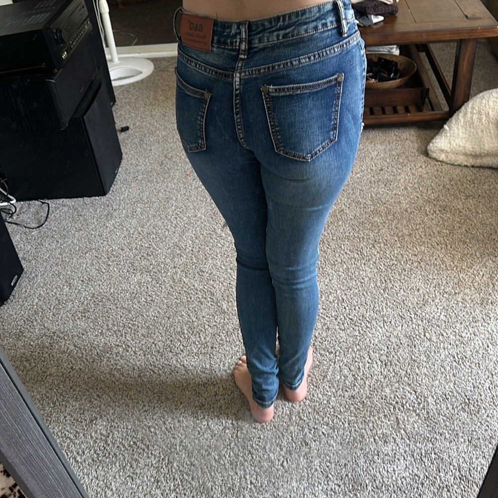 Blue Skinny Jeans with Flag Patch Knee Detail - Picture 3 of 8